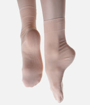 Best Ballet Socks for Girls & Adults - Seamless, Breathable, Exam-Approved