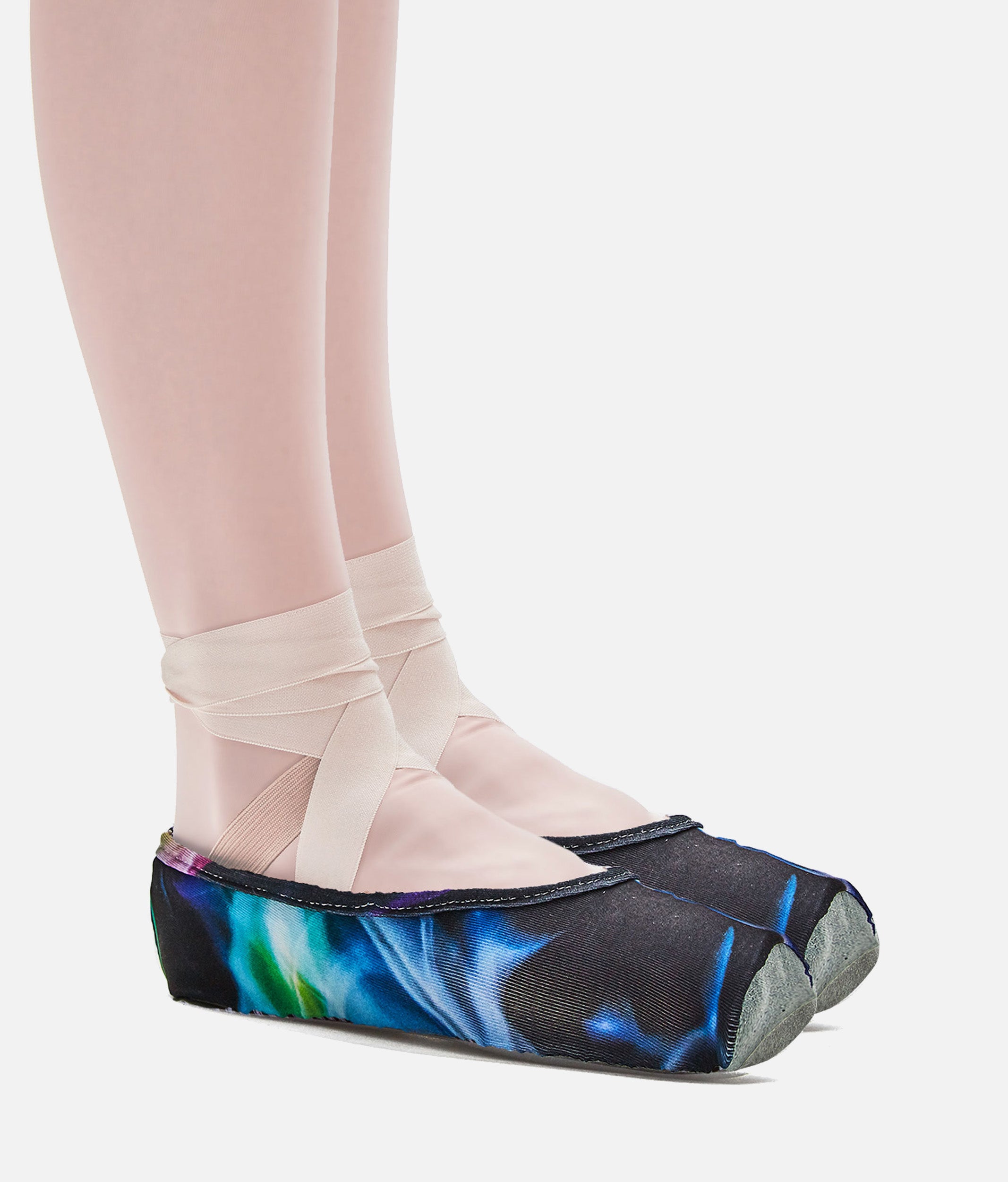 AC09 - Protective Pointe Shoe Covers with Pre-Sewn Elastic