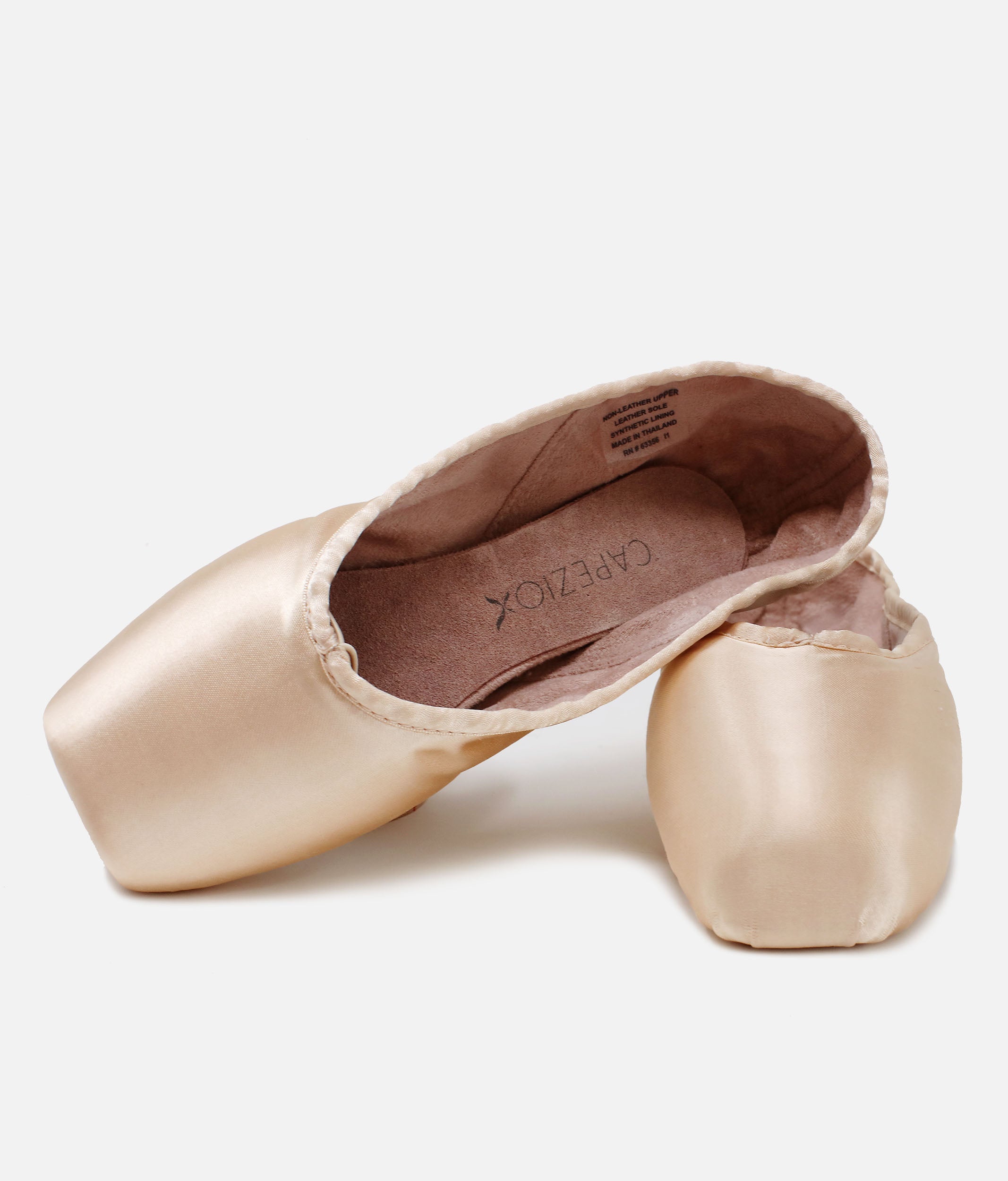 Pointe Shoe - AVA