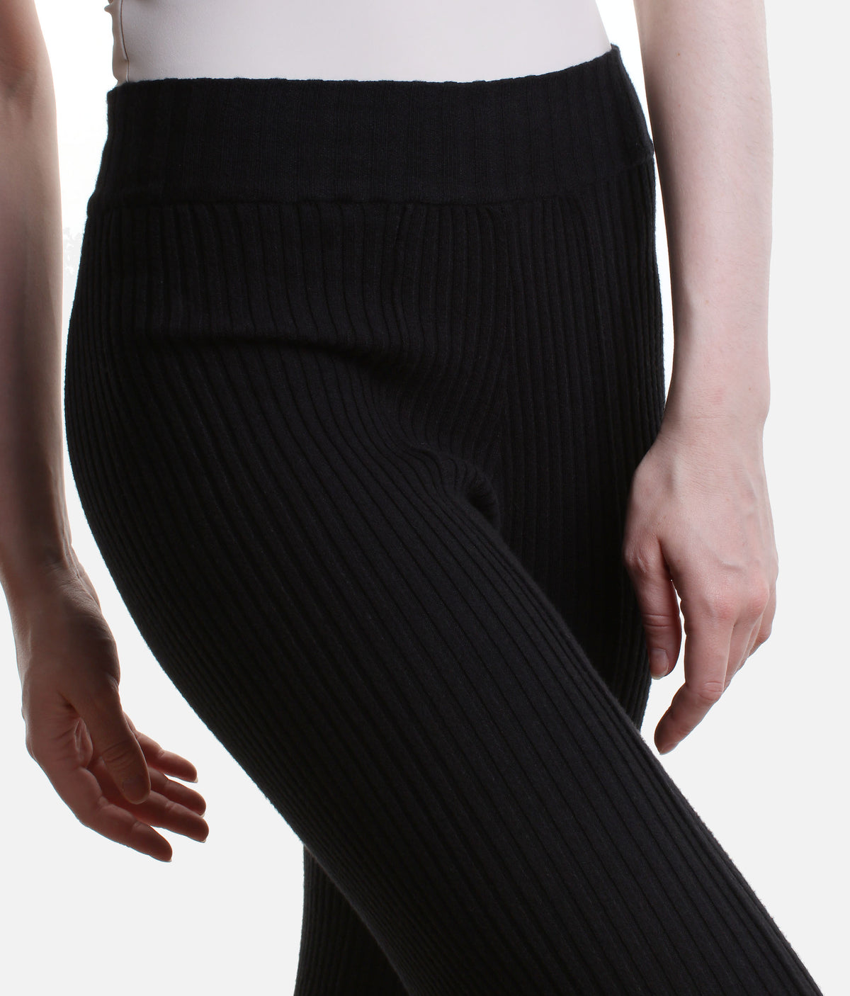 Capezio Nolan CK11013W – Knitted Ballet Warm-Up Pants
