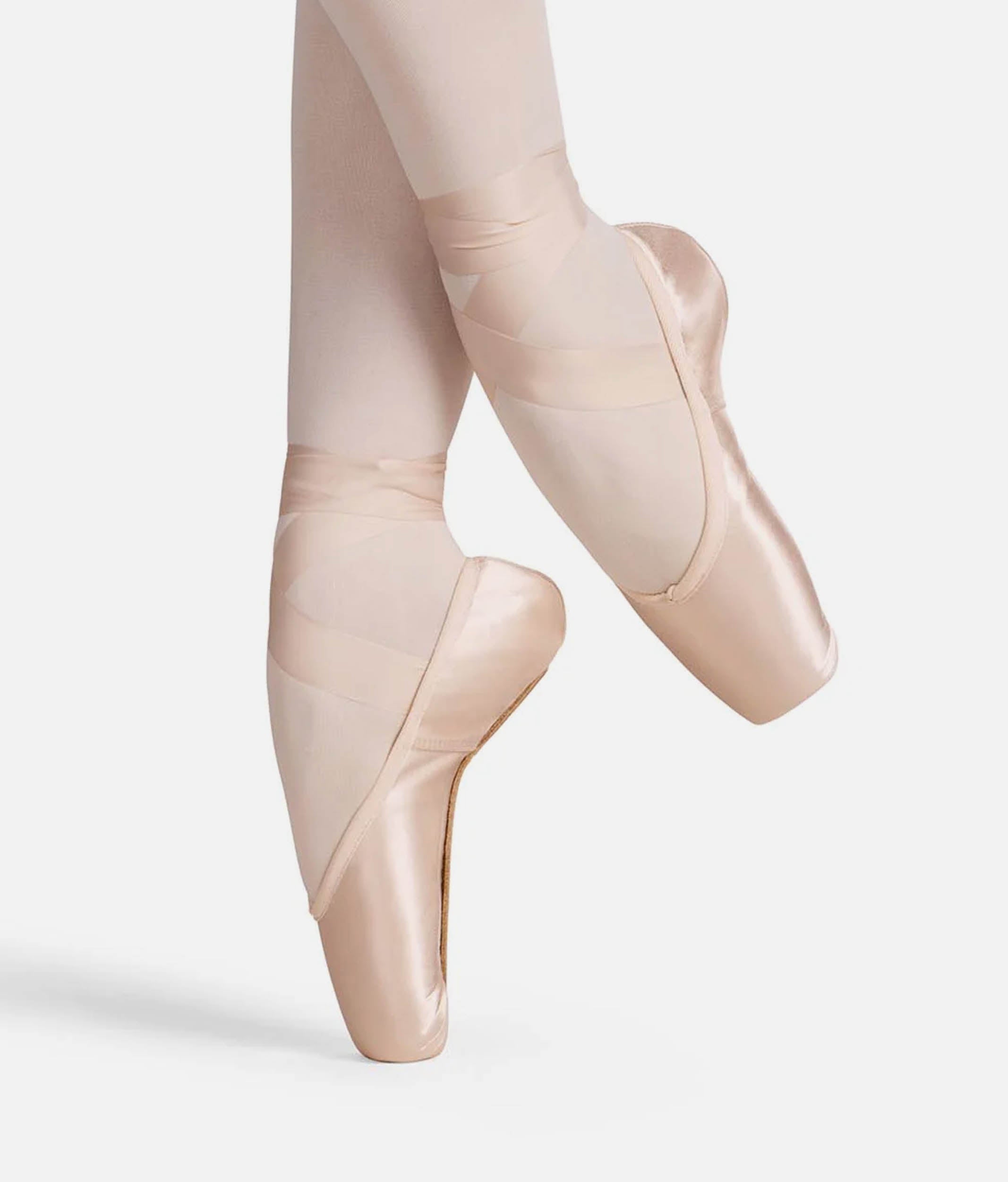 AKOYA LITE Pointe shoes - Flexible Light Shank