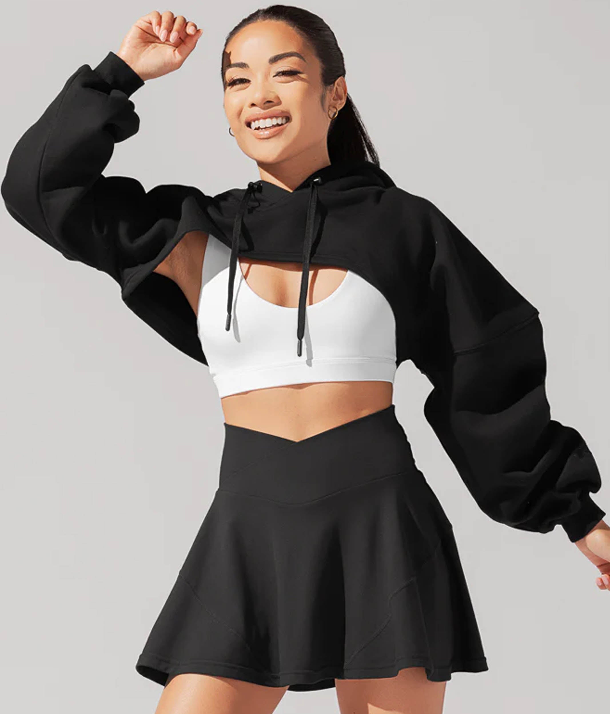 Cropped CLOUD SHRUGGIE - Cozy Layer for Dance, Pilates & Gym