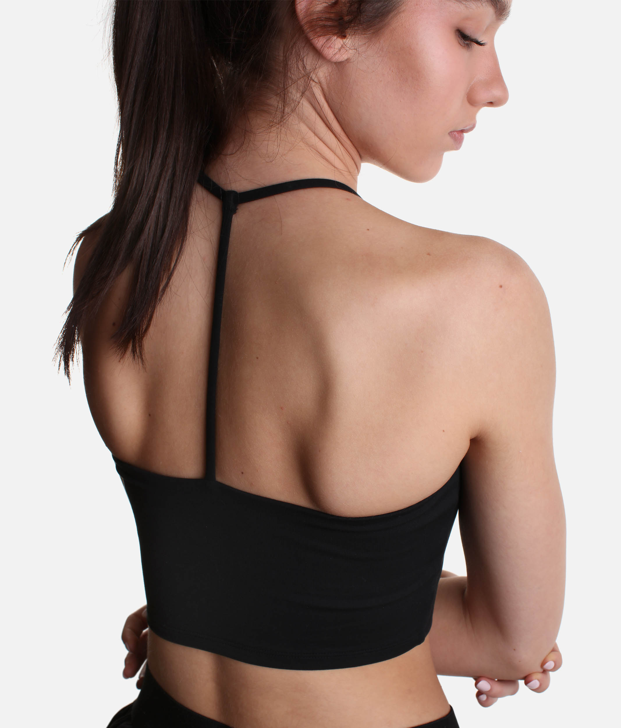 Flexy Crop Top in Black – T-Back Design for Freedom of Movement