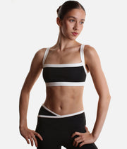 It Girl Bra - Contrast Square-Neck Sports Bra