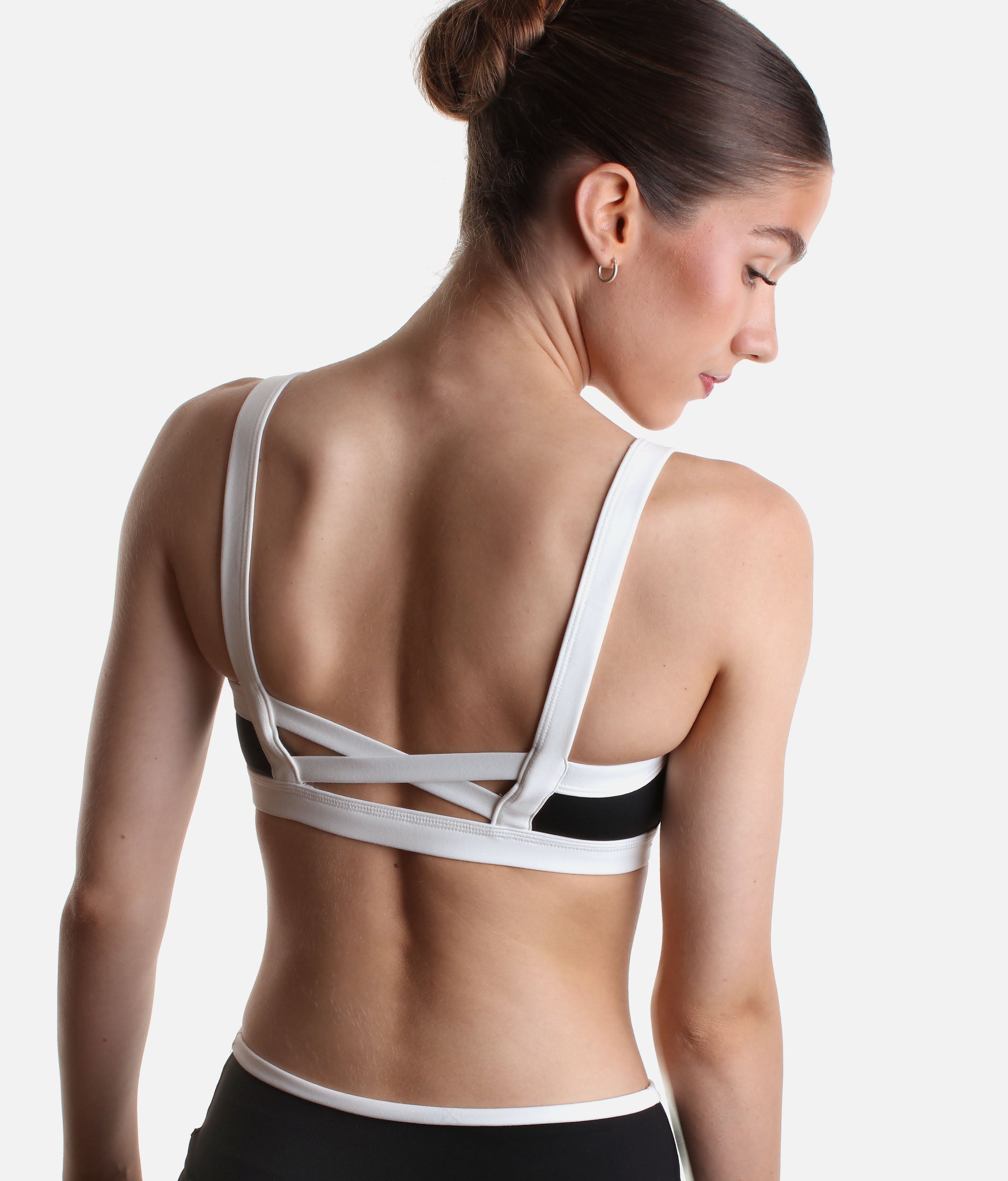 It Girl Bra - Contrast Square-Neck Sports Bra