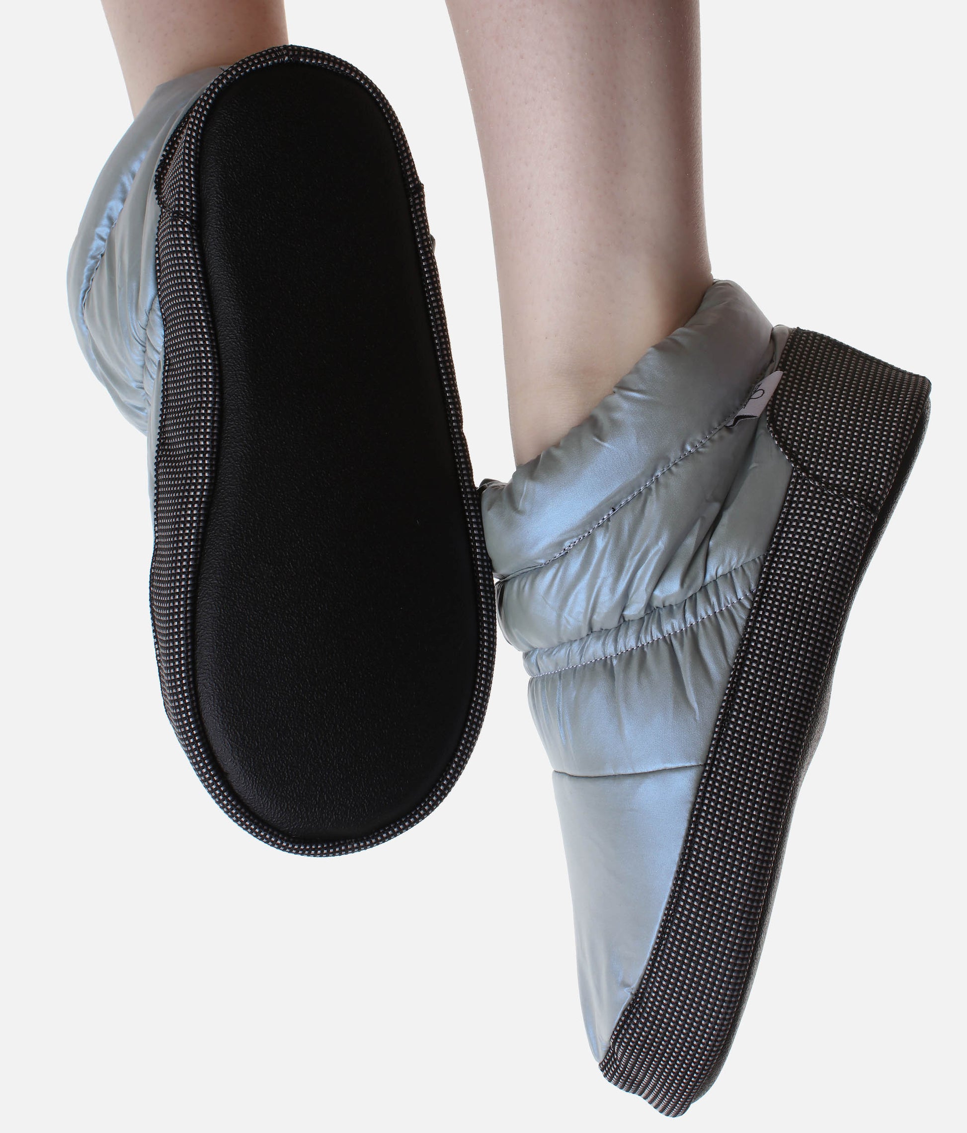Short Warm-Up Booties, Pointe Shoe-Friendly Ballet Slippers for Dancers - M75