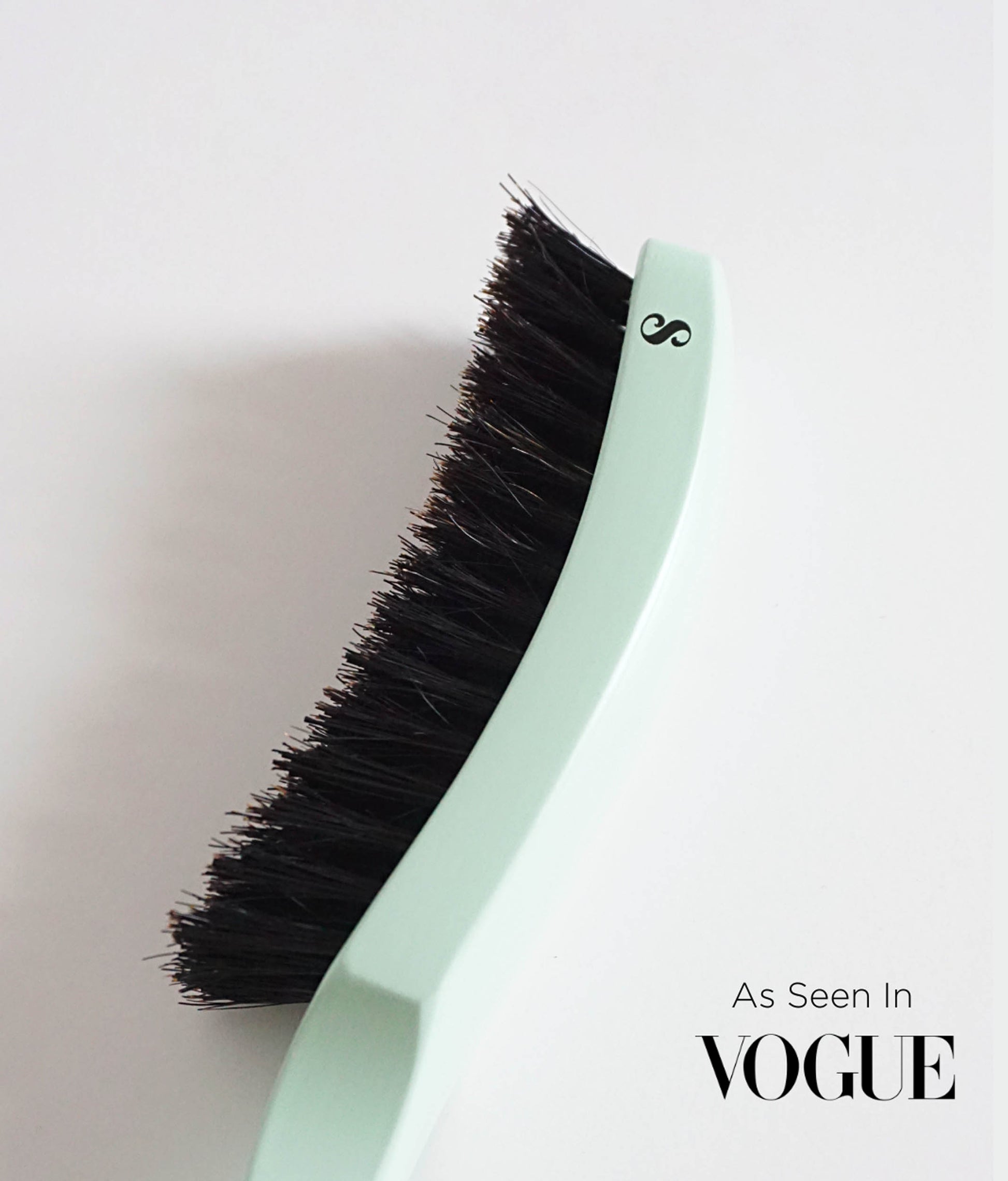 Curved Smoothing Hair Brush, Shine & Style Like a Pro - MANE MASTER™