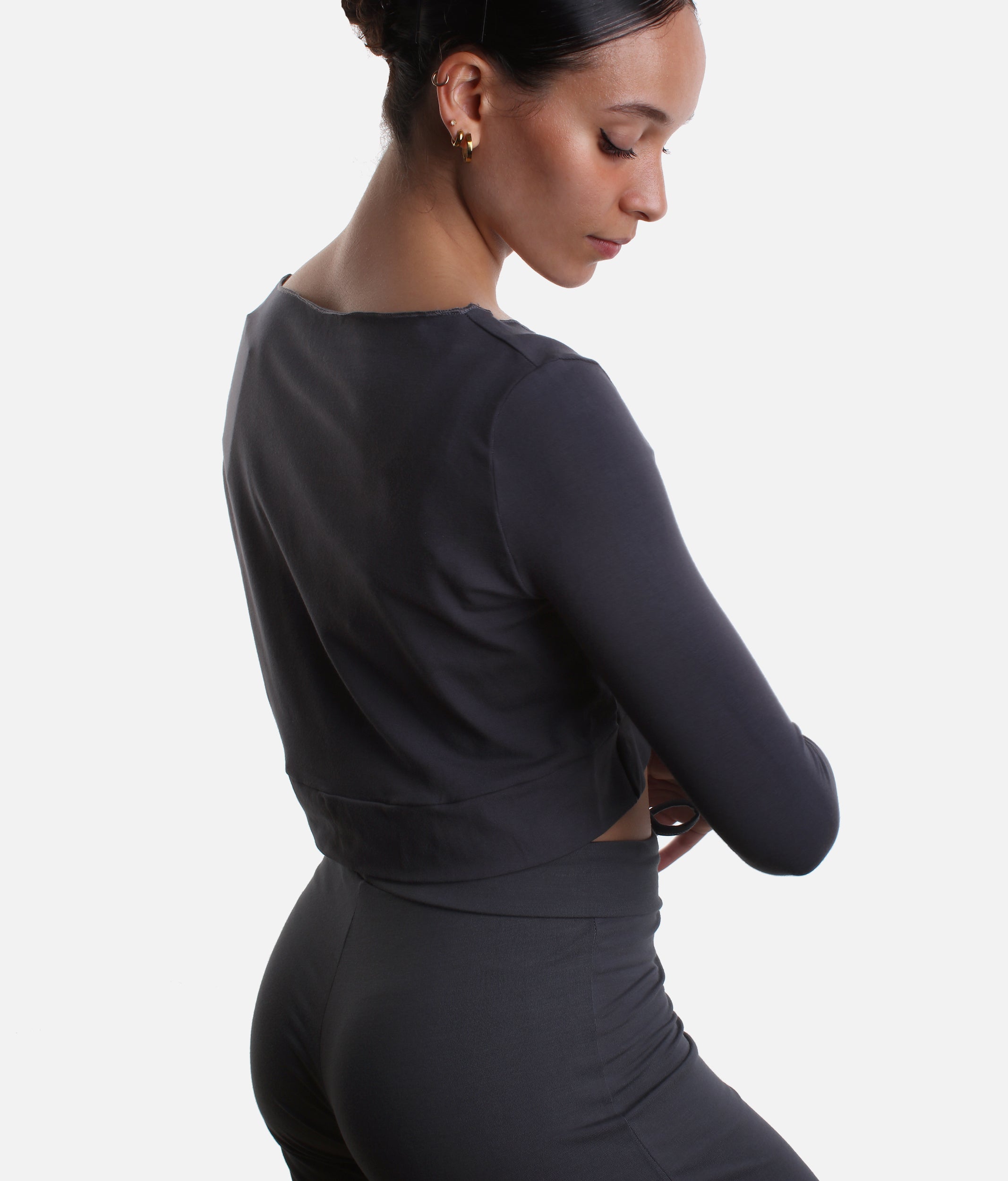 Bamboo Twist Front Dance Warm-Up Crop Top - MEGUMI
