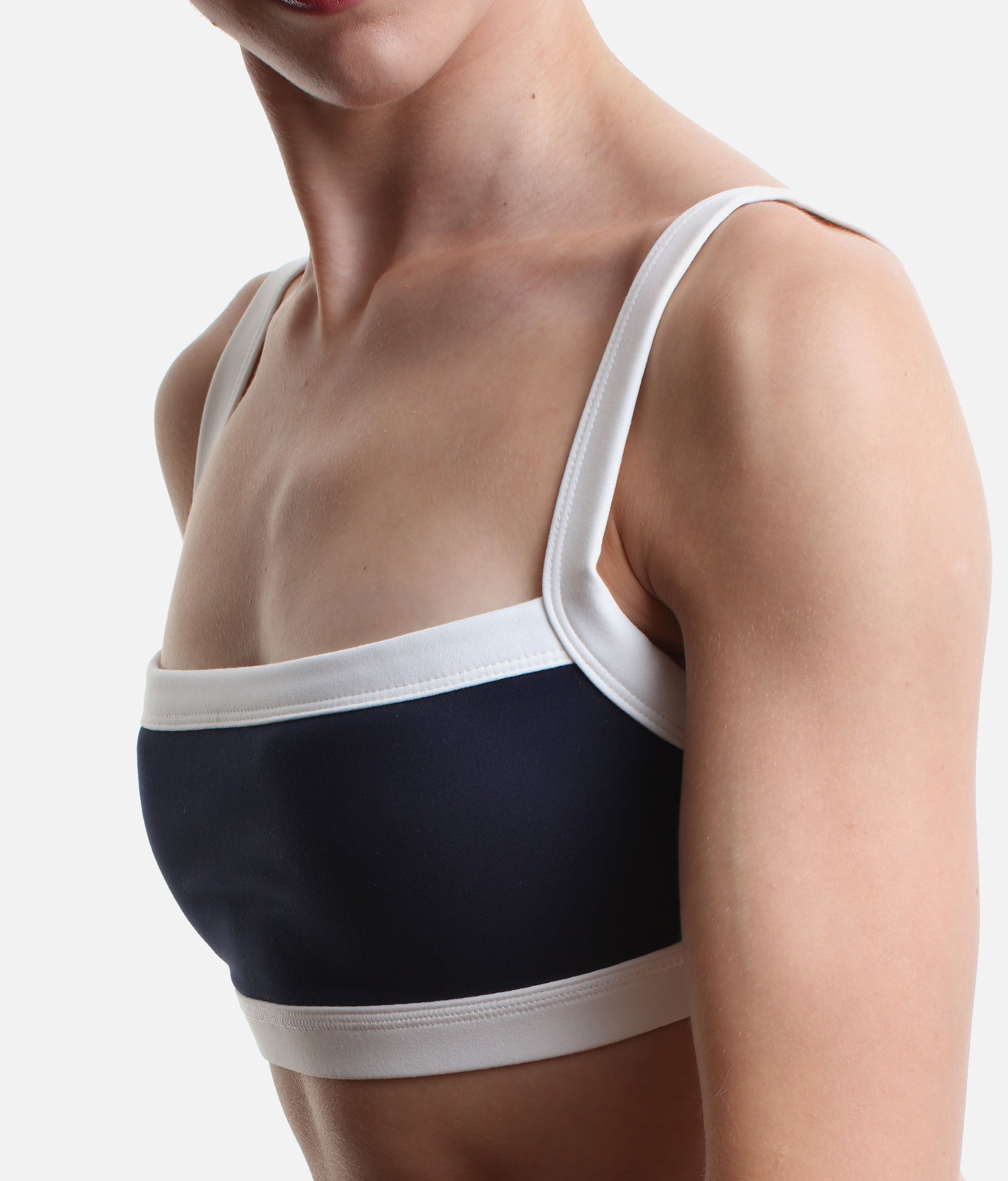 It Girl Bra - Contrast Square-Neck Sports Bra