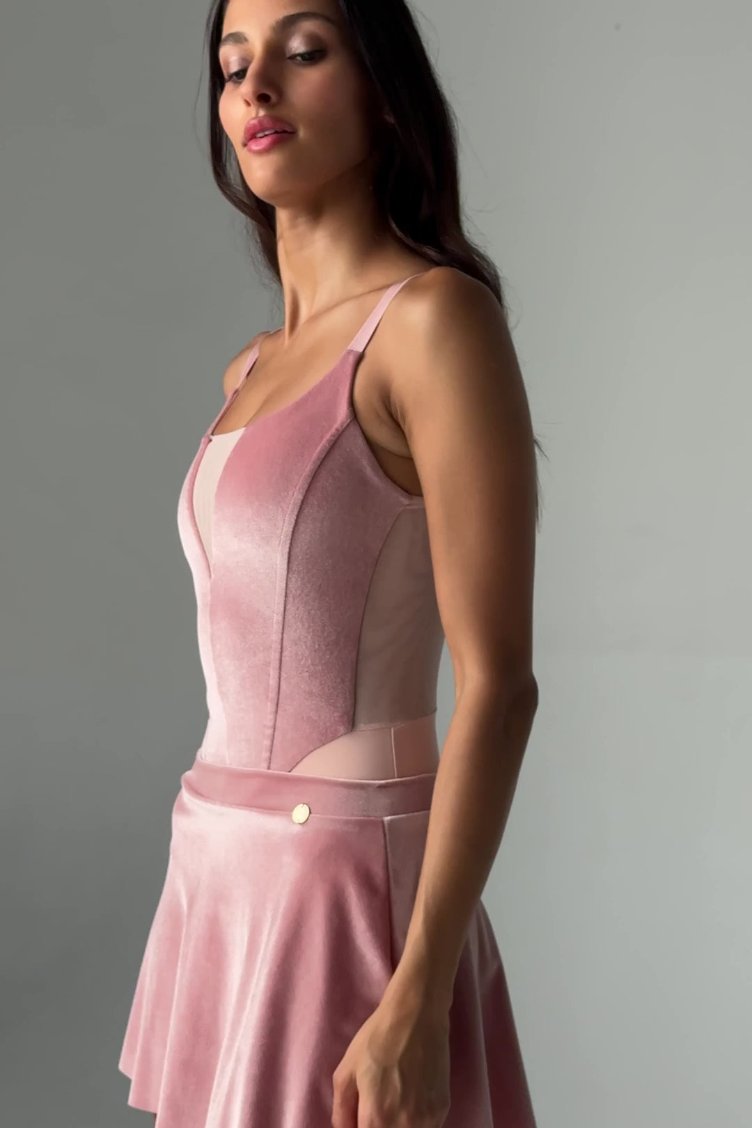 Load video: Bodile Zara Velvet Ballet Skirt – Short Pull-On Signature Style