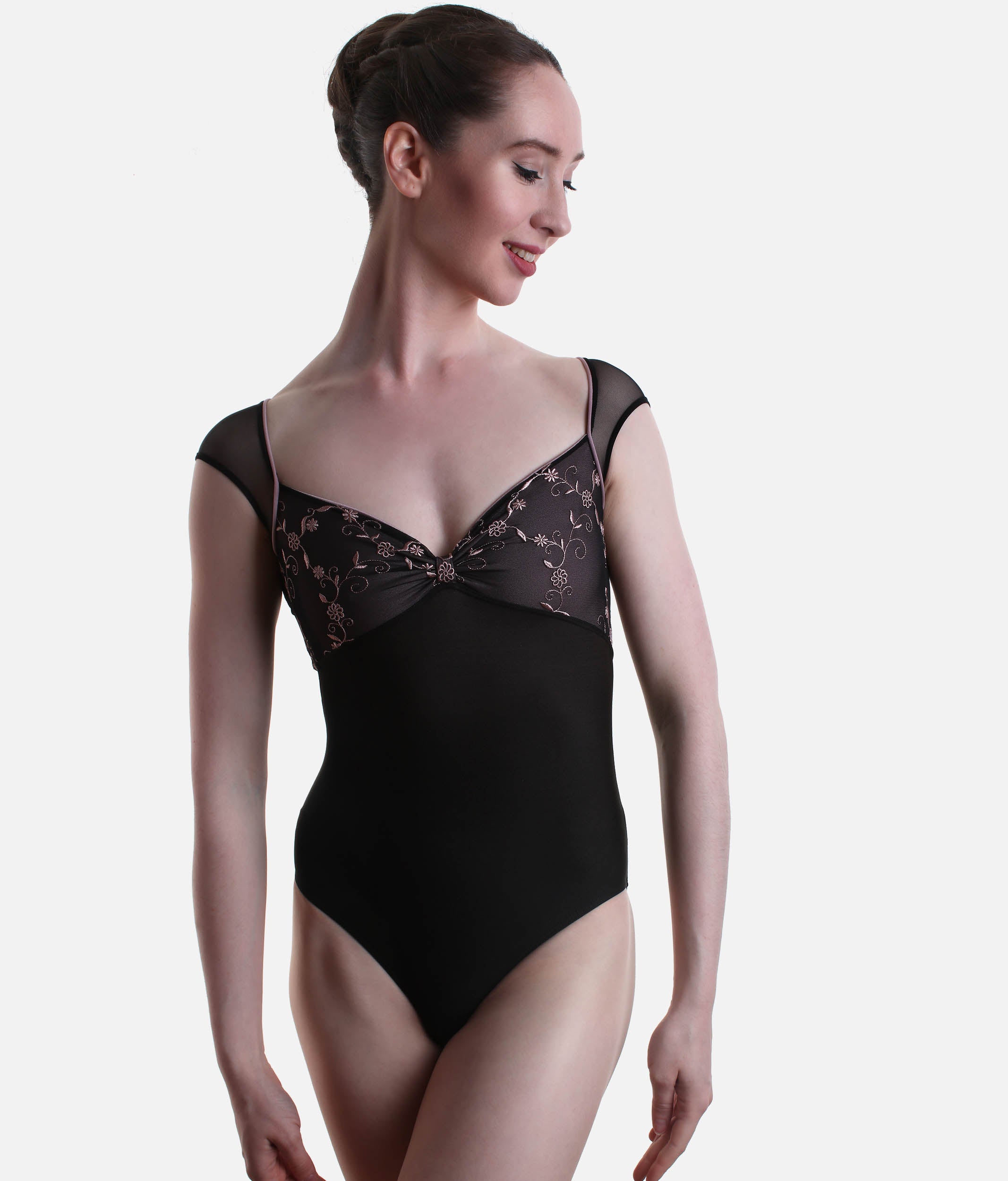venere_black.jpg?v=1749129371&