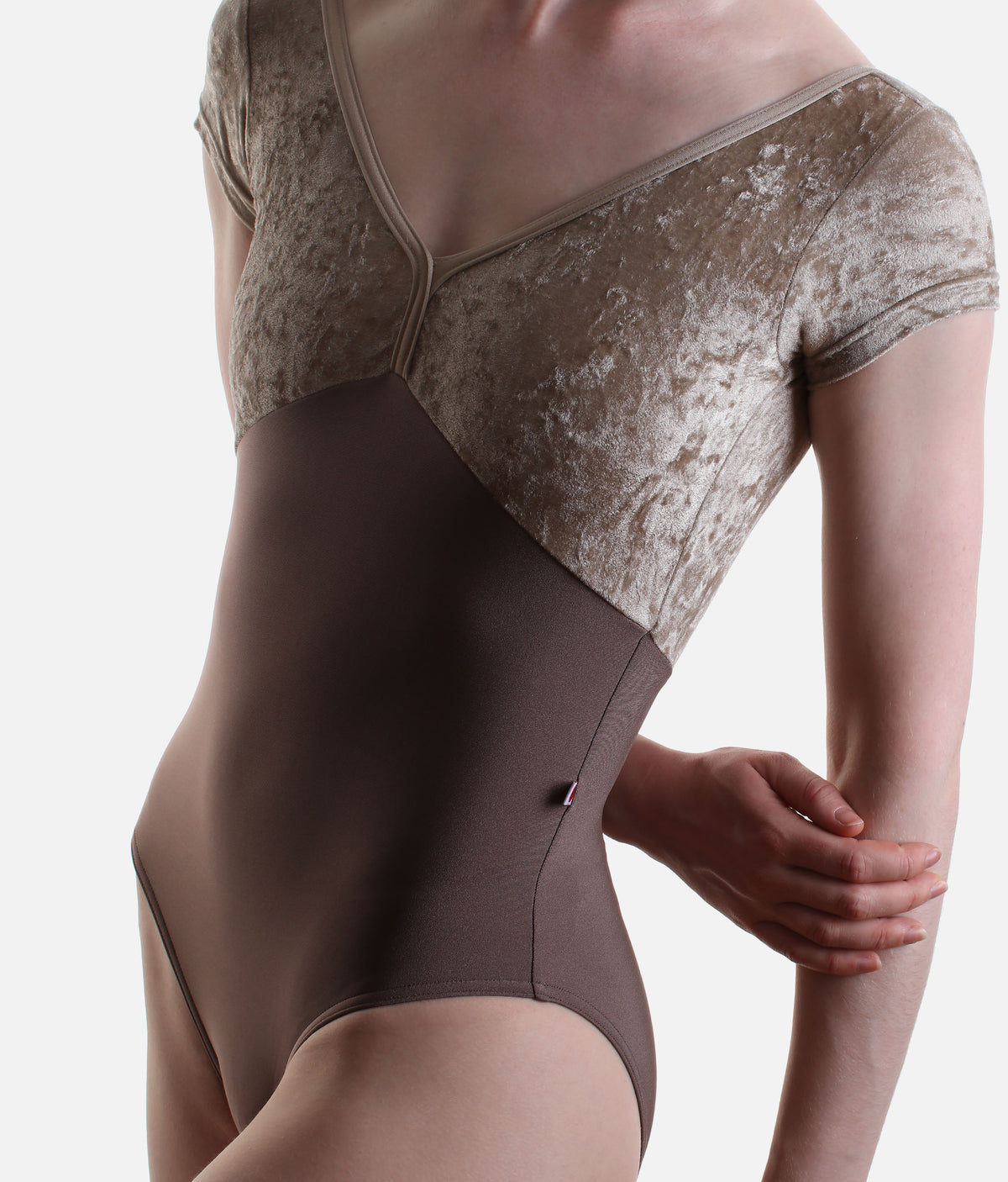 Alicia Double V Short Sleeve Ballet Leotard – Star & Toffee