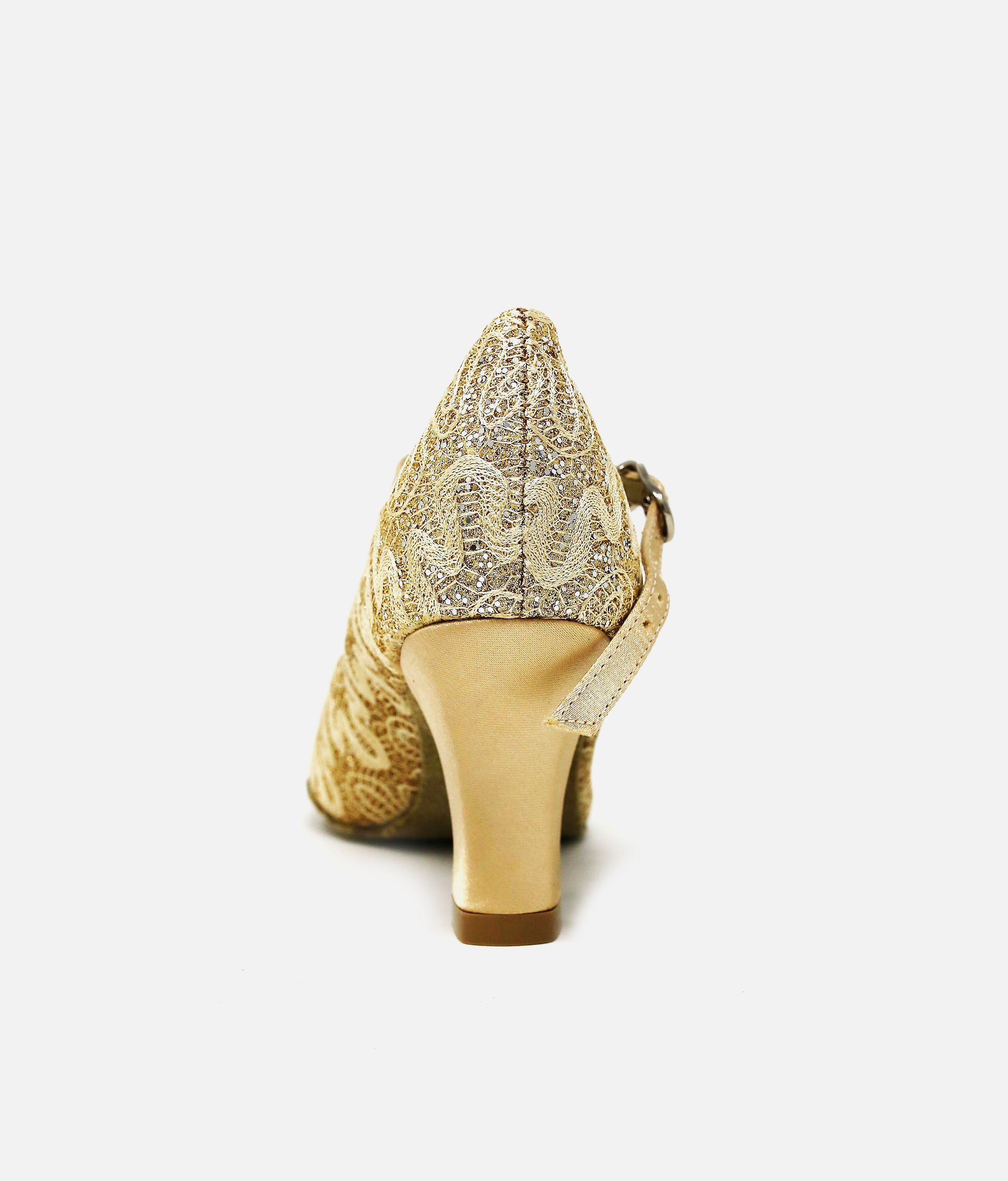 Gold hot sale closed shoes