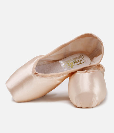 Pointe Shoes - Fouette